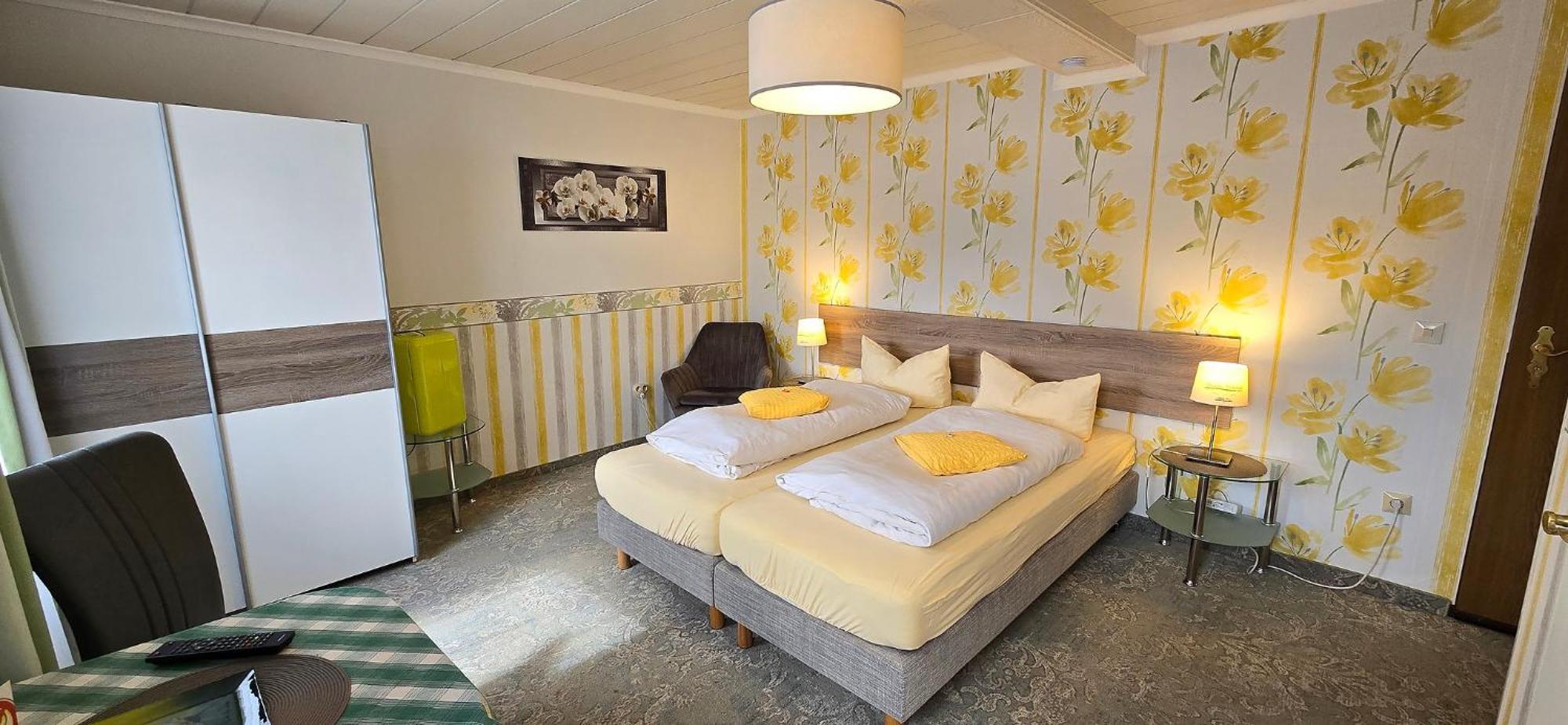 Haus Jutta Hotel Goessweinstein Eksteriør billede