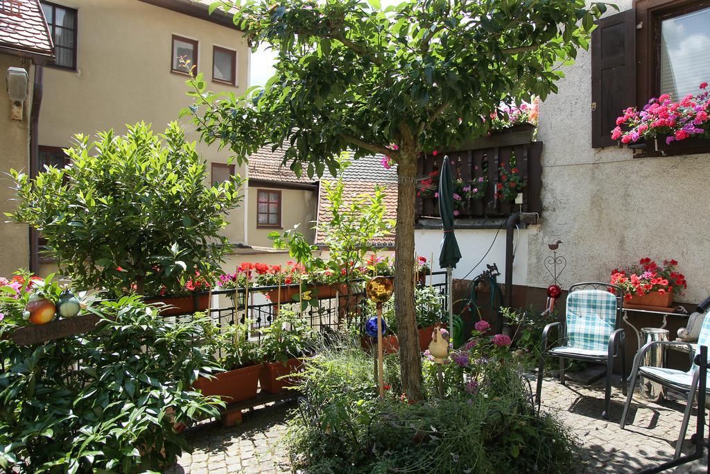 Haus Jutta Hotel Goessweinstein Eksteriør billede
